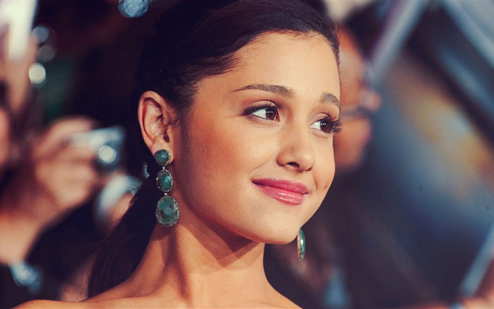 Ariana Grande 05 Wallpapers Pictures Photos Images