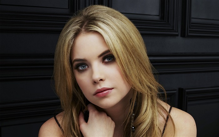 Ashley Benson 01 Wallpapers Pictures Photos Images