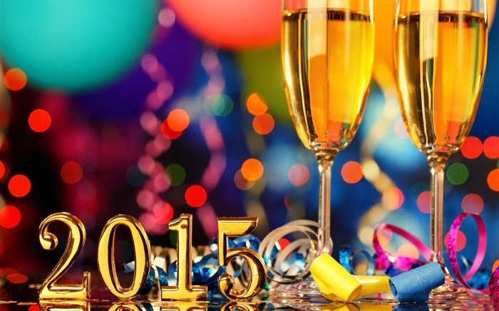 Celebrate the New Year of 2015, champagne glasses Wallpapers Pictures Photos Images