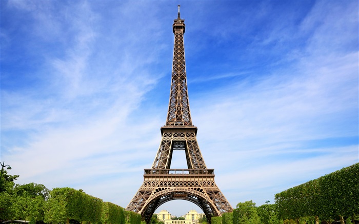 Eiffel Tower, Paris, France, blue sky Wallpapers Pictures Photos Images