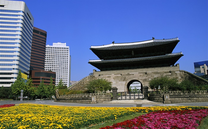 Namdaemun Gate, Seoul, Korea Wallpapers Pictures Photos Images