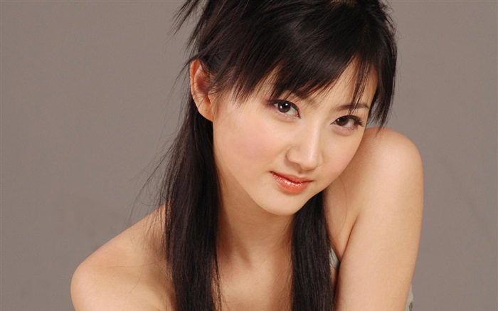 Pure Chinese girl, long hair Wallpapers Pictures Photos Images