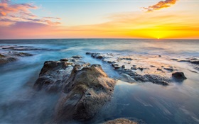 Sea, coast, beautiful sunrise HD wallpaper