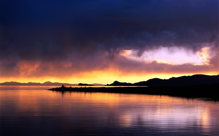 Sunset, lake, clouds, red sky, China scenery Wallpapers Pictures Photos Images