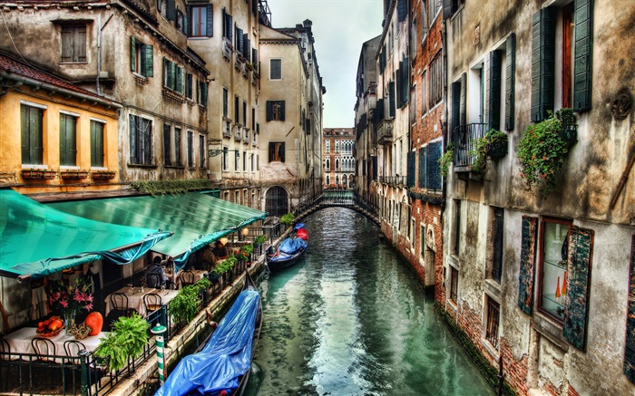 Venice scenery, river, house Wallpapers Pictures Photos Images