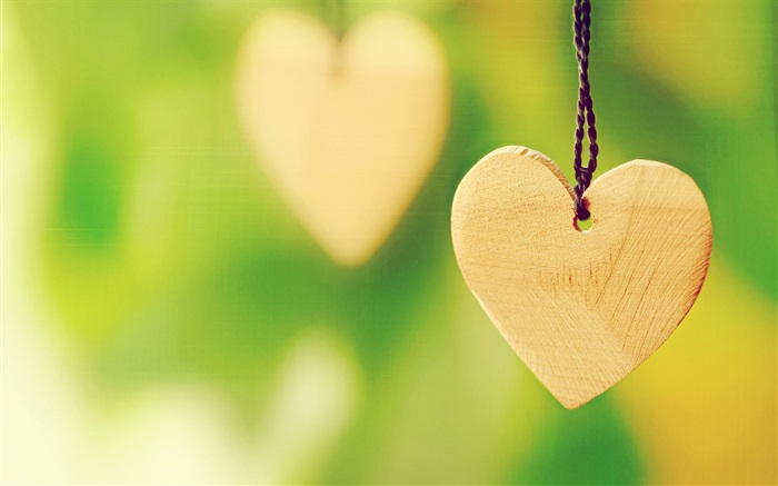Wooden heart-shaped love Wallpapers Pictures Photos Images