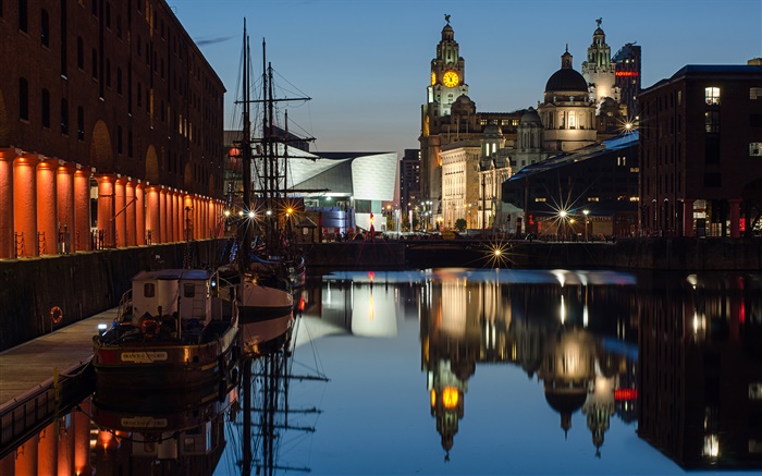 Albert Dock, night, houses, lights, Liverpool, England Wallpapers Pictures Photos Images