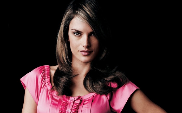 Alessandra Ambrosio 01 Wallpapers Pictures Photos Images