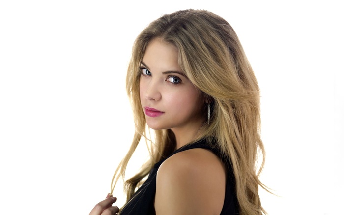 Ashley Benson 03 Wallpapers Pictures Photos Images