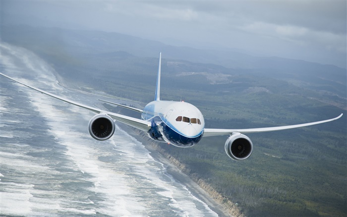 Boeing 787 aircraft, flying, sea Wallpapers Pictures Photos Images