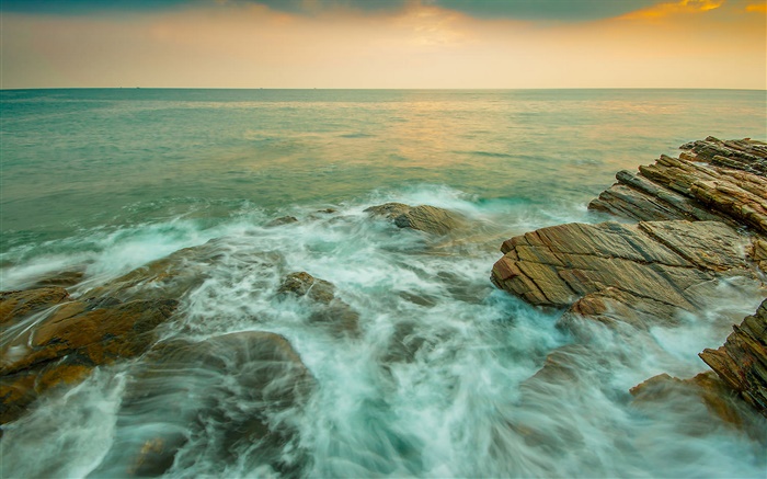 Coast, sea, stones, stream, dusk Wallpapers Pictures Photos Images