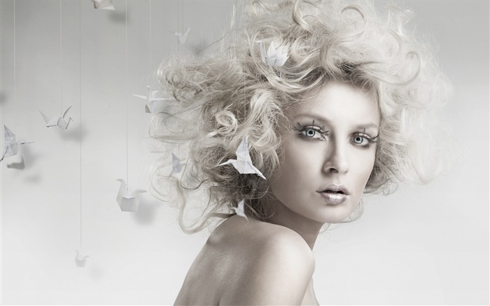 Curly hair girl, paper cranes Wallpapers Pictures Photos Images