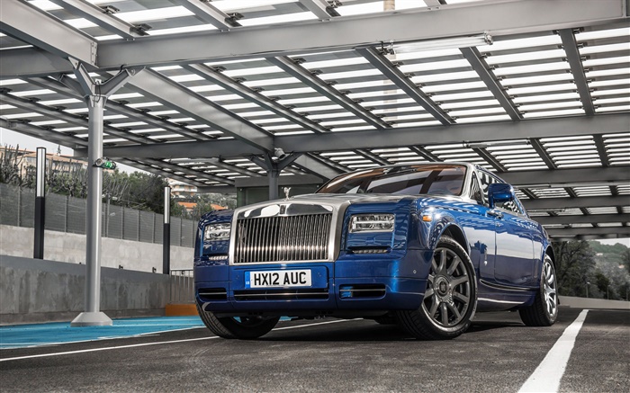 Rolls-Royce Motor Cars, blue car stop Wallpapers Pictures Photos Images