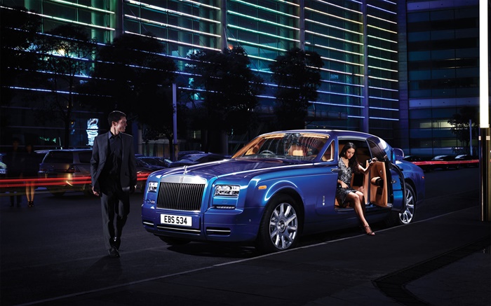 Rolls-Royce Motor Cars, girl get off Wallpapers Pictures Photos Images
