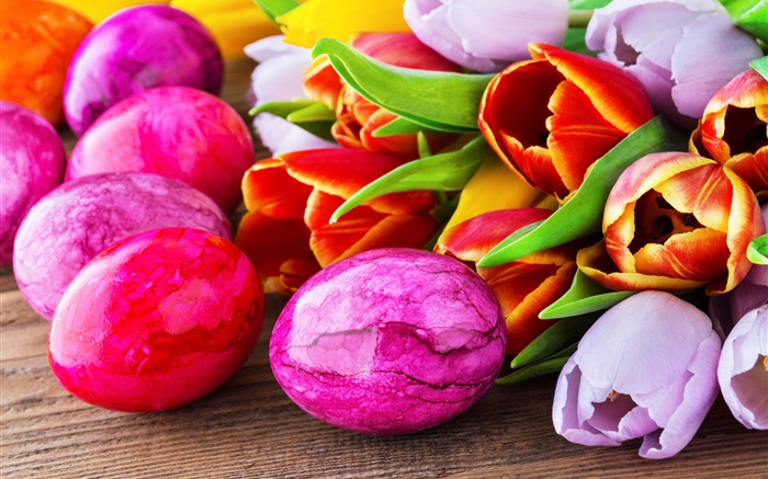 Easter eggs, tulip flowers Wallpapers Pictures Photos Images