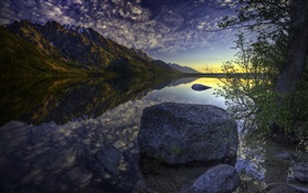 Lake, dusk, mountains, clouds, water reflection HD wallpaper
