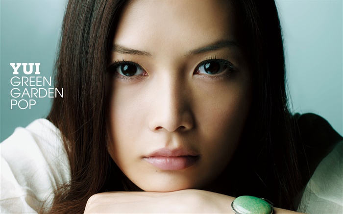 Yoshioka Yui, Japanese singer 05 Wallpapers Pictures Photos Images