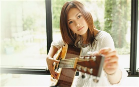 Yoshioka Yui, Japanese singer 07 HD wallpaper