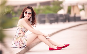 Asian girl, sitting street, glasses HD wallpaper