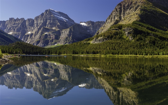 Canada landscape, lake, mountains, forest, water reflection Wallpapers Pictures Photos Images