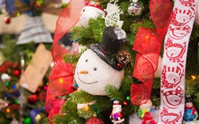 Christmas tree, snowman, toy, ribbon HD wallpaper