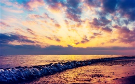 Sea, waves, beach, sunset, clouds HD wallpaper