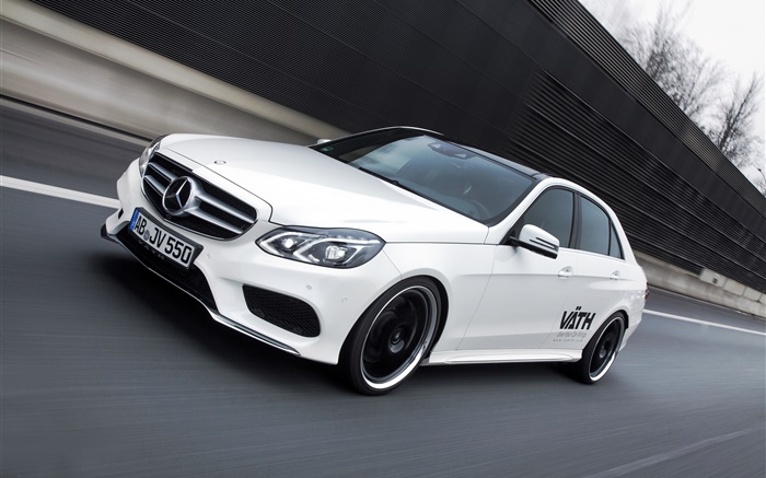 2015 Mercedes-Benz E-class white car speed Wallpapers Pictures Photos Images