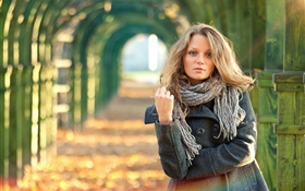 Blonde girl, portrait, autumn HD wallpaper