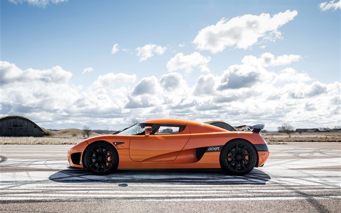 Koenigsegg CCXR orange supercar side view Wallpapers Pictures Photos Images
