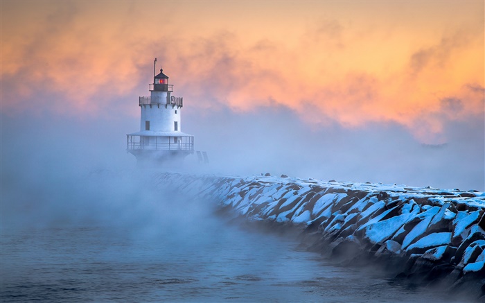 South Portland, Maine, lighthouse, frost, dawn, fog Wallpapers Pictures Photos Images