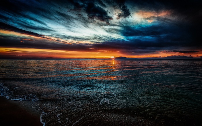 Beautiful landscape, sunset, sea, waves, clouds, dusk HD Wallpapers