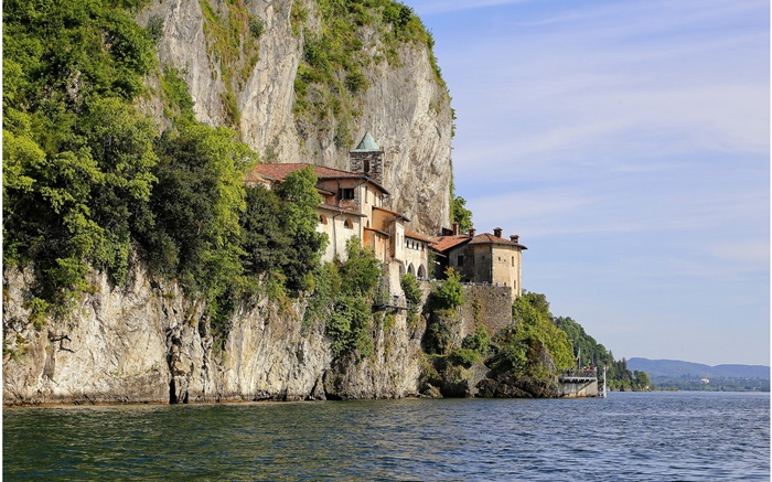 Italy, lake Maggiore, rock, trees, mountains, houses Wallpapers Pictures Photos Images