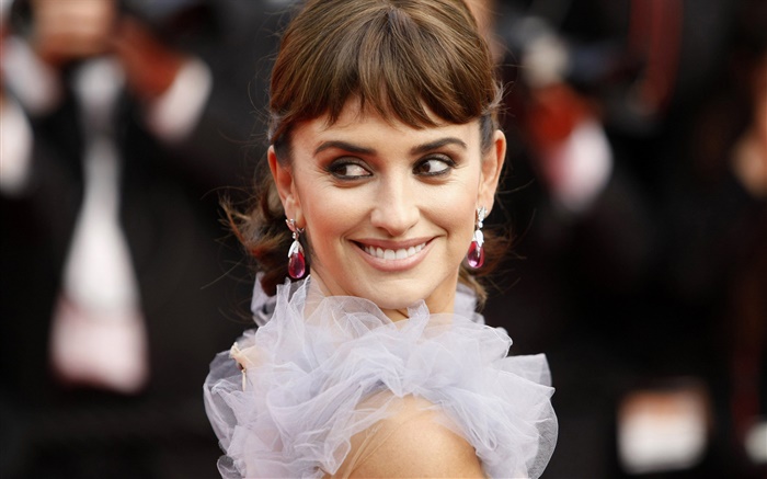 Penelope Cruz 01 Wallpapers Pictures Photos Images