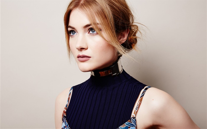 Skyler Samuels 01 Wallpapers Pictures Photos Images
