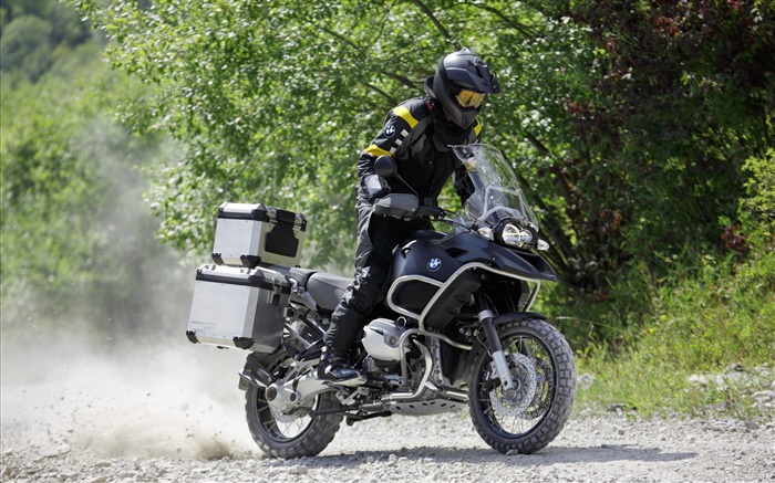 Black BMW motorcycle, fuel door Wallpapers Pictures Photos Images