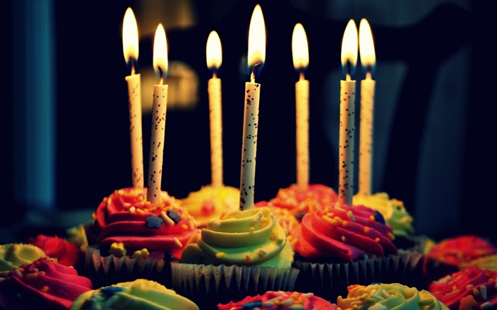 Cupcakes, candles, Happy Birthday Wallpapers Pictures Photos Images