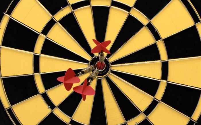 Darts and target Wallpapers Pictures Photos Images