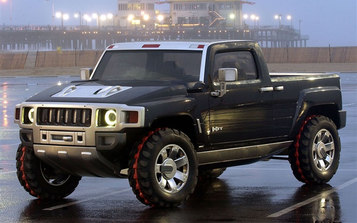 Hummer H3T car in city Wallpapers Pictures Photos Images