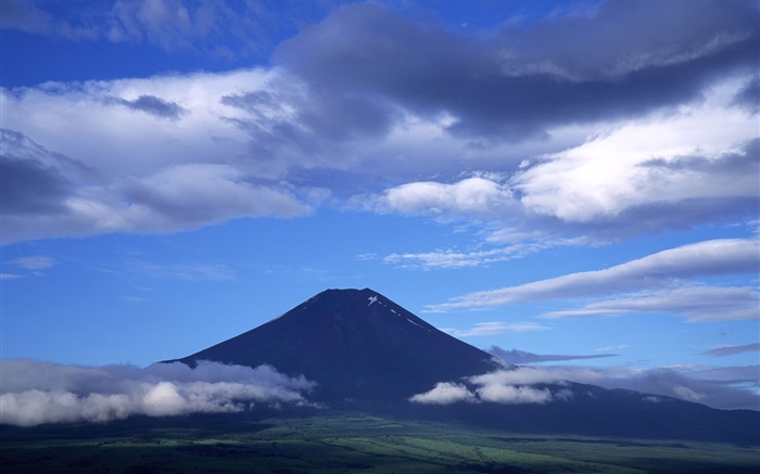 Japan nature scenery, Mount Fuji, blue sky, clouds Wallpapers Pictures Photos Images