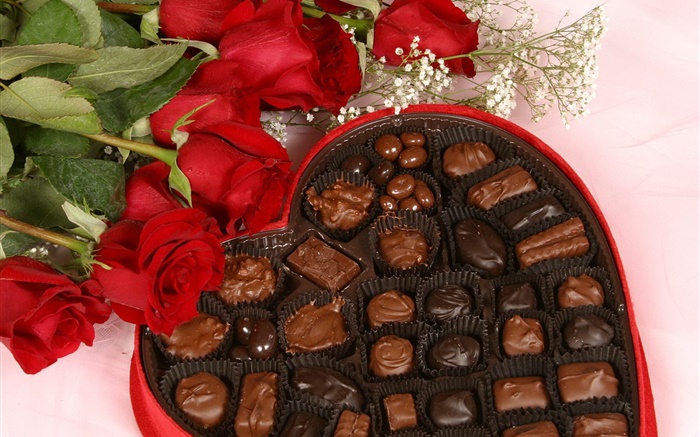 Romantic gift, rose and chocolate Wallpapers Pictures Photos Images