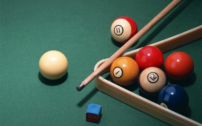 Snooker balls and table surface Wallpapers Pictures Photos Images
