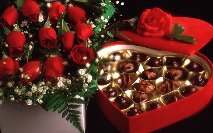 Valentine's Day gift, sweet chocolate Wallpapers Pictures Photos Images