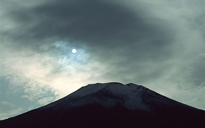 Night view Mount Fuji, moon, clouds, Japan Wallpapers Pictures Photos Images