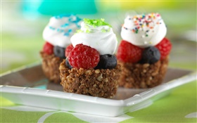 Food, cake, cream, berries HD wallpaper