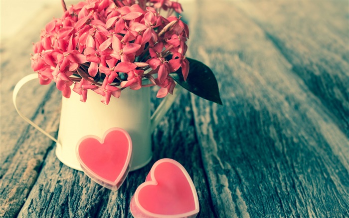 Red flowers, bouquet, candy, love hearts, Valentines Day Wallpapers Pictures Photos Images