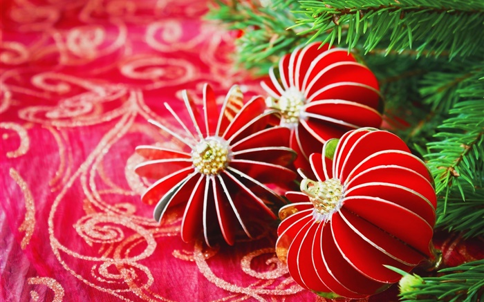 Christmas, decoration, toys, twigs Wallpapers Pictures Photos Images